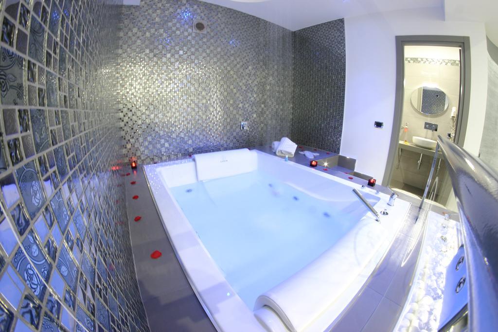 Hotel Luxor Casoria Eksteriør billede