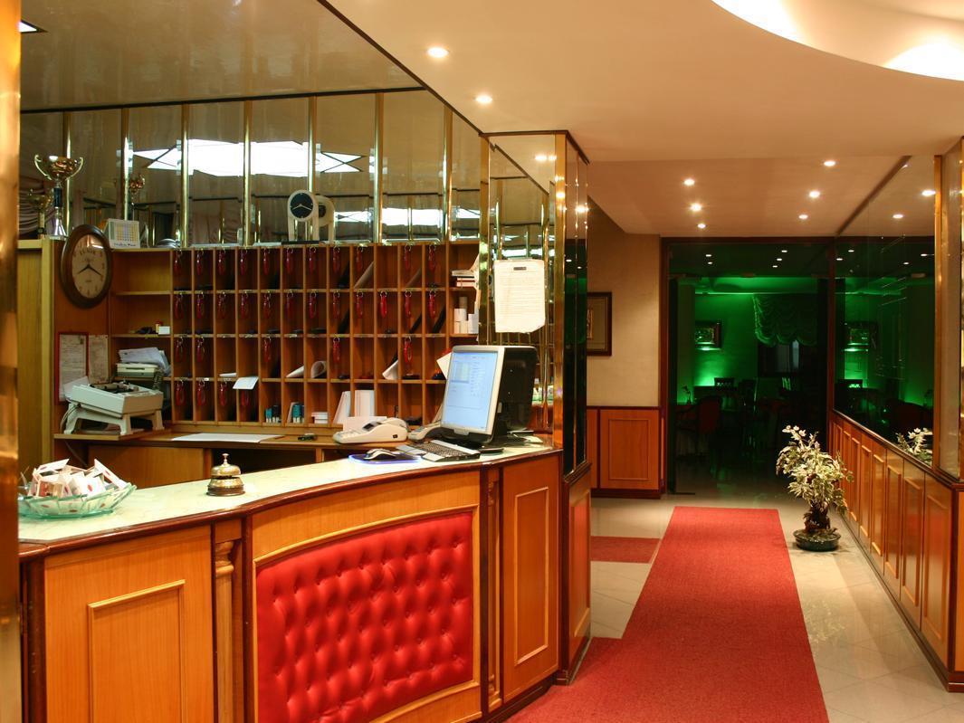 Hotel Luxor Casoria Eksteriør billede